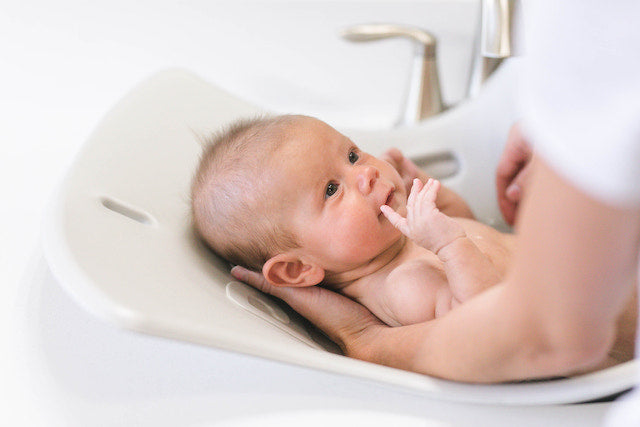 Elevate Your Baby Bathing Experience with Unparalleled Convenience and Comfort